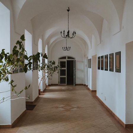 Pokoje Goscinne Domu Pielgrzyma W Supraslu Supraśl Exterior foto