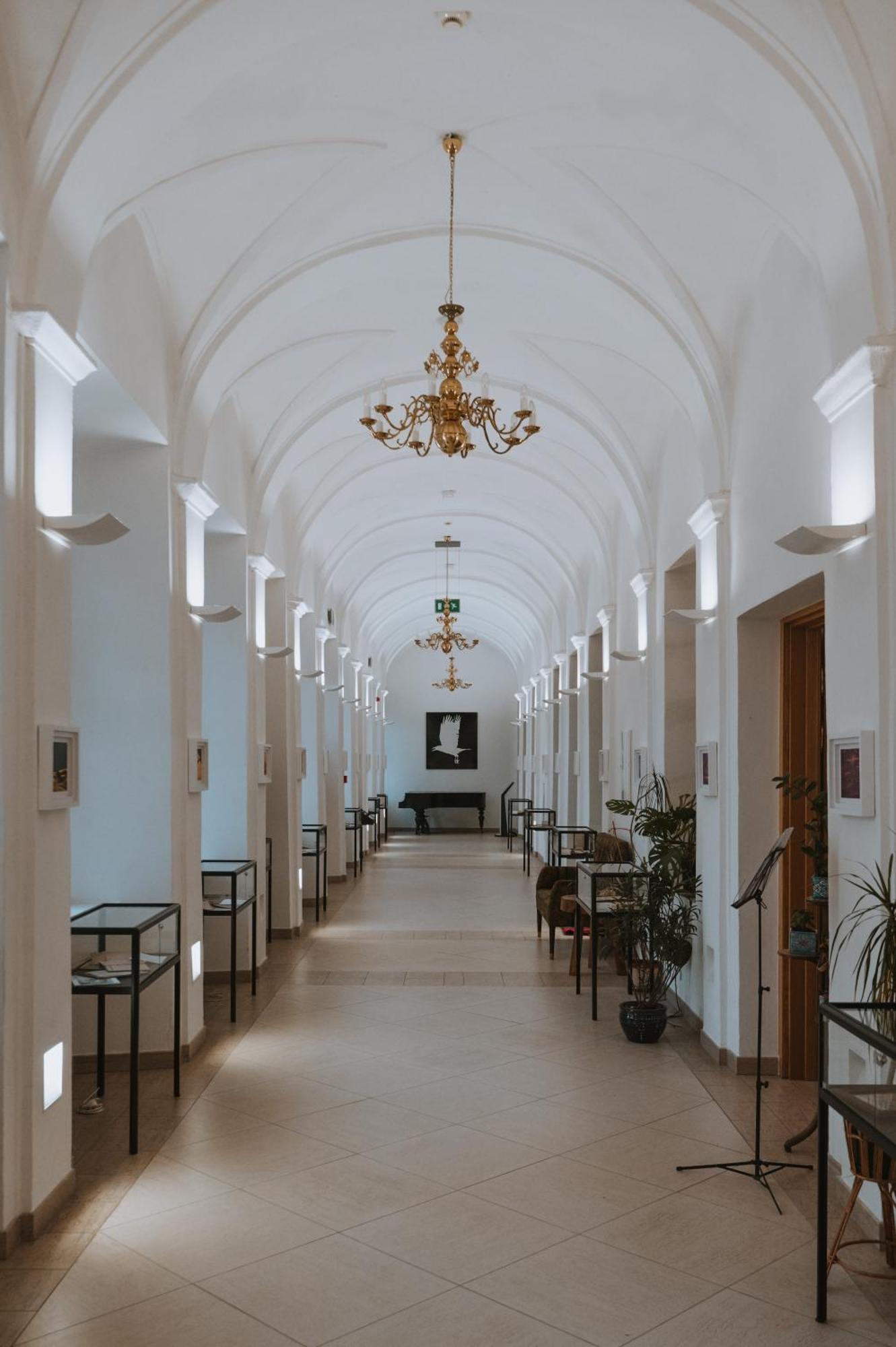 Pokoje Goscinne Domu Pielgrzyma W Supraslu Supraśl Exterior foto