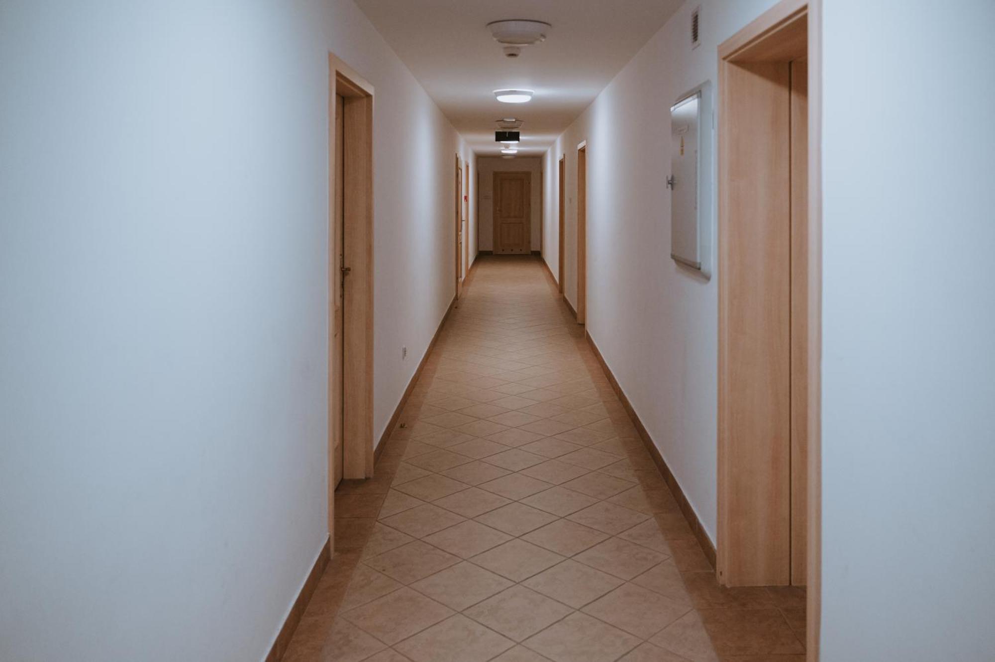 Pokoje Goscinne Domu Pielgrzyma W Supraslu Supraśl Exterior foto