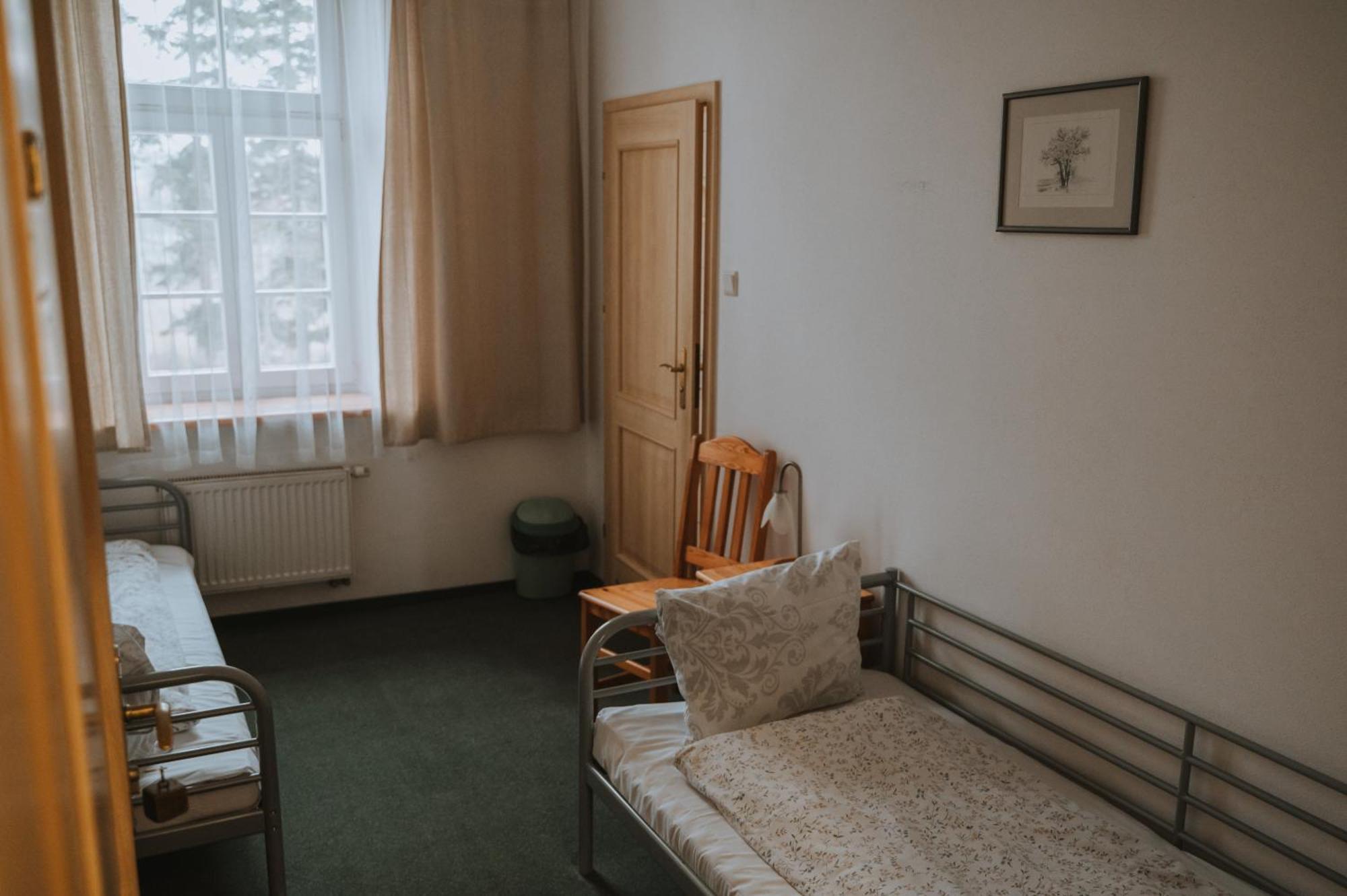 Pokoje Goscinne Domu Pielgrzyma W Supraslu Supraśl Exterior foto